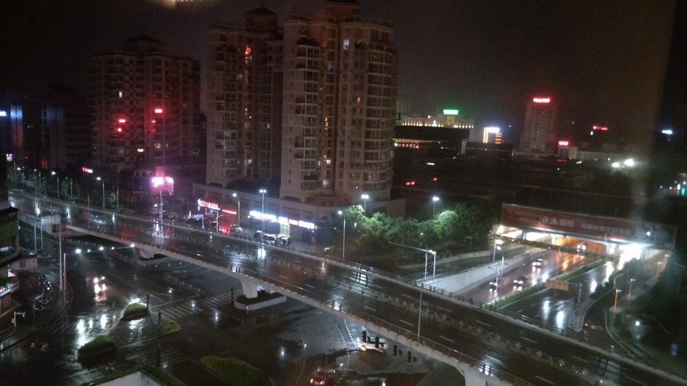 桂林，photo taken from hotel room