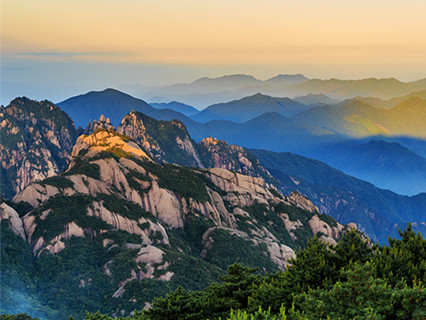 Guangming Peak