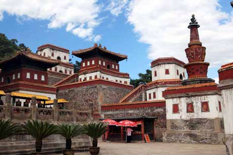 Beijing to Chengde 2 Days Tour Package