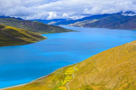 6 Days Tour to Lhasa with Yamdrok Lake