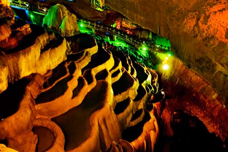 3 Days Kunming Jiuxiang Cave Stone Forest